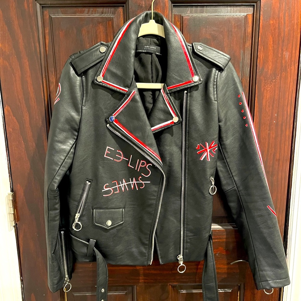 Zara basics coat worn once in great condition